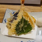 魚猫 - 天ぷらお任せ盛り 640円