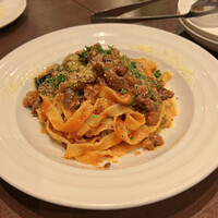 トラットリア イル レガーロ - 能登牛とナスのボロネーゼソースタリアテッレ　1,980円