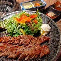 焼肉・しゃぶしゃぶ たちばな ヒルトンプラザイースト店 - 