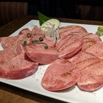 炭火焼肉 うっしっしっ - 