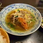 活魚・季節料理 喜多川 - 手前が銀だらで黄色いのが揚げ出し豆腐