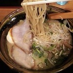 炎帝 - 炎帝ラーメン 麺リフト