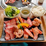 Yakiniku Oshi Wara - 