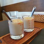 フォセッタ - 前菜盛り合わせ：じゃがいもの冷製ポタージュ