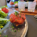 フォセッタ - 前菜盛り合わせ：烏賊のハンバーグ風