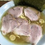 家系ラーメン まこと家 - チャーシュー麺