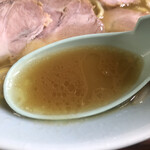 家系ラーメン まこと家 - デフォでもチーユ多め