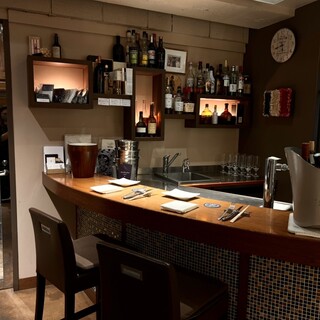 2nd floor private bar counter for 2 people where you can enjoy a hearty meal