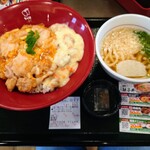 なか卯 - あさりくり～む親子丼 はいからうどん（小）コンビ 800円