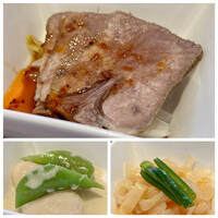 中国菜 老四川 飄香 銀座三越店 - 本日の前菜3種（竹韻冷菜三味盆）
                    ☆ 白インゲン豆とスナップえんどうの腐乳和え
                    ☆ 牛タンのウマダレソース（私が勝手に解釈した名前）
                    ☆ クラゲの赤酢和えハナニラ添え