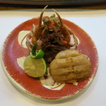 寿司栄 - 香箱蟹　1月5日禁漁日前日から金沢市場の問屋で0℃の仮死状態になっていた香箱蟹