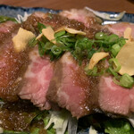 炭火居酒屋 くまさん家 - 牛たたきジャポネソース