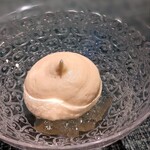 蒼 - 浜松 勢鱗さんとのタッグの新玉葱のムース。甘みとトマトジュレの酸味が最高。やっぱり大好きなレジェンド的一品。