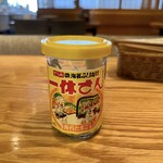 餃子食堂 つるかめ - 卓上のふりかけ