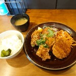 TOGIYACHO カド - コロッケと鶏の唐揚げ定食（800円）2022年4月