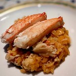 蒼 - ぶっとい毛蟹の脚にまず驚く。濃厚ビスクで炊いたようなリゾット。いつもこのあたりでお腹大丈夫か不安になるのに、あら不思議、するする入っていく。