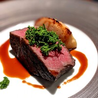 蒼 - 大好きな但馬玄のシャトーブリアン。スッと切って口に運ぶこと自体が快感。花山椒を合わせた事で口がスッとリセットされ、どんどん食べて無くなってしまった・・・竹の子もホクホクと程よい硬さで今年一美味しい。