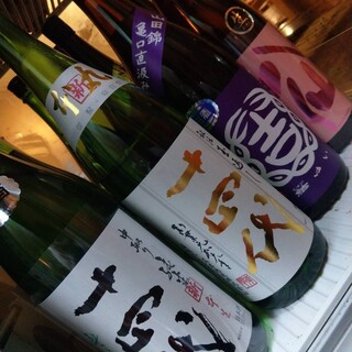 自慢の和食を華やかに引き立てる、充実のドリンクメニュー