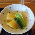 Fujimasa - さつまいもと青菜の甘煮