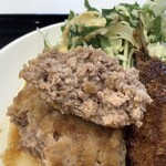 うめちゃん食堂 - 【蓮根入りハンバーグ】肉感しっかりの手作りハンバーグです(^^)