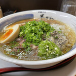 Chuukasoba Hanzawa - 牛テール肉そば 1300円　青とうがらし 120円