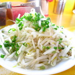 とんこつラーメン よかろうもん - もやし100円