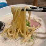 麺～leads～なかの 天理店 - TORI白湯らーめん麺大盛　麺リフト(2021/10)