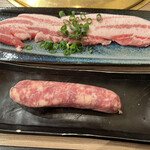 炭焼喰人 本店 - 岩中豚カルビ・ブラジリアンソーセージ