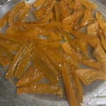 老松 - 食べ終わった皮は、早速グラニュー糖で煮て夏みかんピールに(^.^)