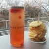 BUBBLES BURGER - いちごと桜のハーブティー＆メッシュフライドポテト