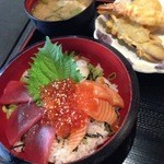 魚国原水産 - こくばる海鮮丼定食