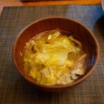 居酒屋まるこ - お通し（あんこう汁）