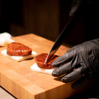 USHIGORO S. SHINJUKU - シャトーブリアンカツサンド　トリュフ添え