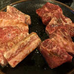 香叙苑 - ヤングカルビ￥980＆ハラミ￥900。