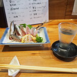 酒場 恩人 - 大羽いわし刺し