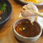 酒場 恩人 - カワハギ薄造り