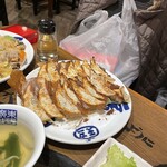 廣東餃子房 - 