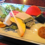 炭火割烹 蔓ききょう - 生初秋野菜盛合