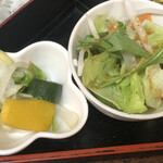 Shichimen Chiyou - サラダと漬物