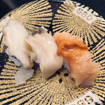 独楽寿司 - 活貝3点盛り　赤貝、ホッキ、バイ貝