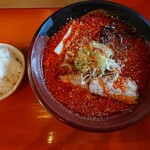 吉山商店 - 上から失礼！！美味しいです。無料ライス！！