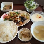中国名菜 華林 - Bランチ「鶏肉の甘辛山椒炒め」