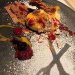 Le Petit Courageux - デザート　カスタードとパイ生地