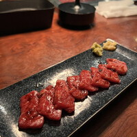 カルネジーオ イースト - 