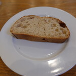 フレンチ食堂 iTToku - 絶品の自家製パン