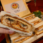 焼肉赤身にくがとう 人形町本店 - う巻きサンド