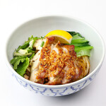 Soup-free Thai style Aburasoba (Oiled Ramen Noodles) topped with teriyaki chicken Kuitti Oheng Gaiyaan