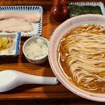 炭火焼濃厚中華そば 倫道 - 