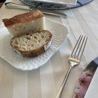 エノテーカ ピンキオーリ 名古屋 - フォカッチャとバゲット