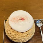 サカノウエカフェ - 桜ミルクティー　1,600円